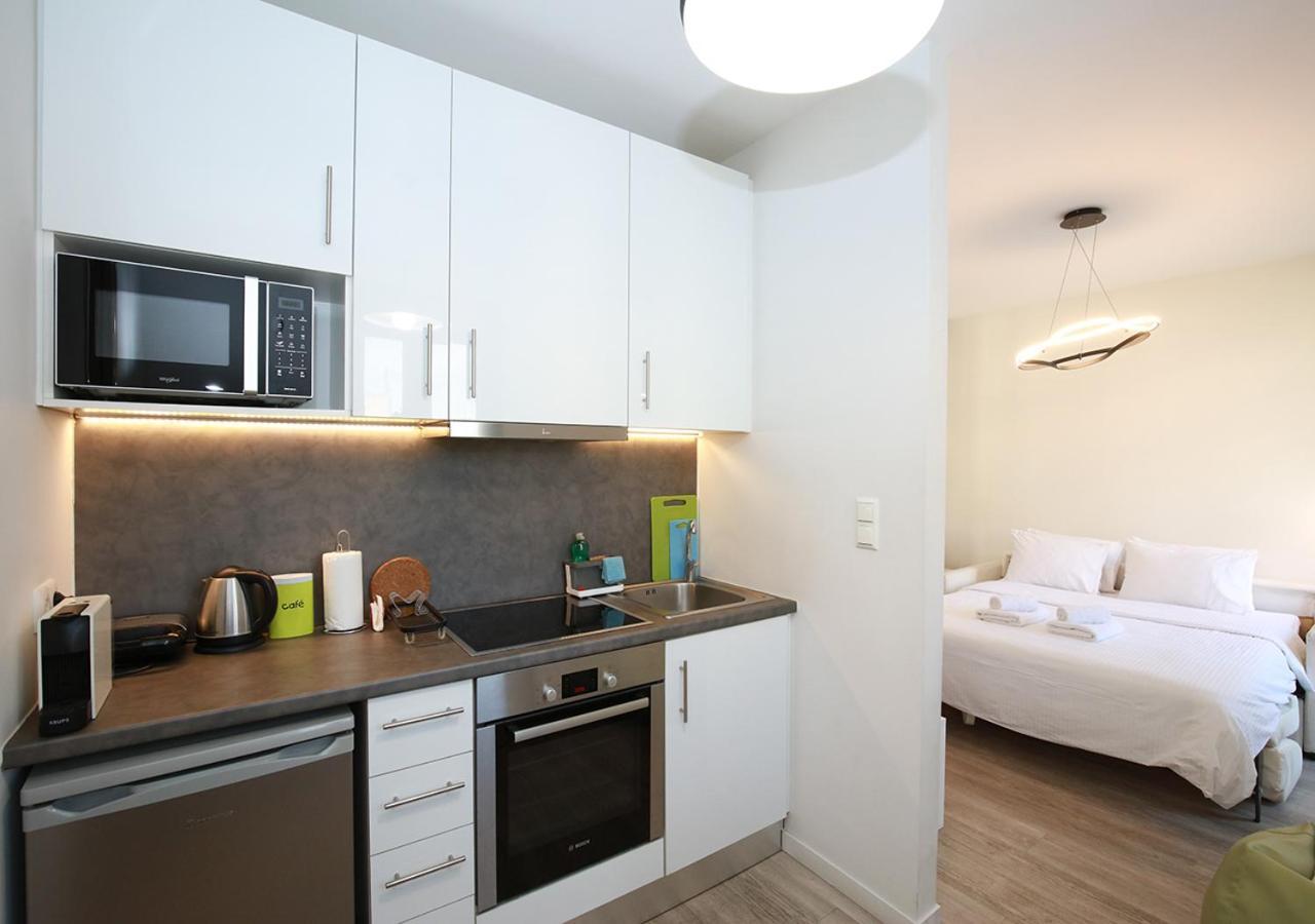 Emily In - Chic Flat With Terrace Syntagma E1 Apartment