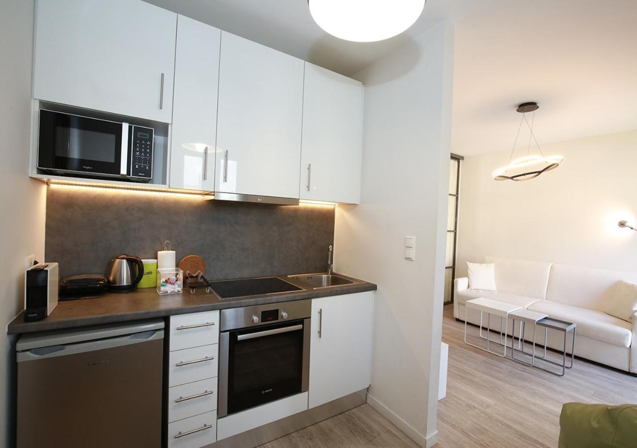 Emily In - Chic Flat With Terrace Syntagma E1 Apartment Athens
