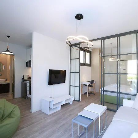 Emily In Athens - Central Chic Flat With Terrace Syntagma E1 Exterior photo
