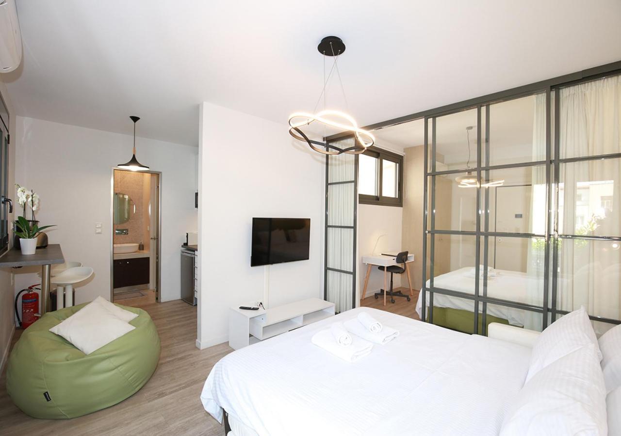 Emily In - Chic Flat With Terrace Syntagma E1 雅典
