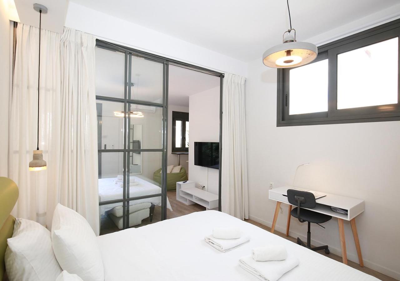 Emily In - Chic Flat With Terrace Syntagma E1 * 雅典