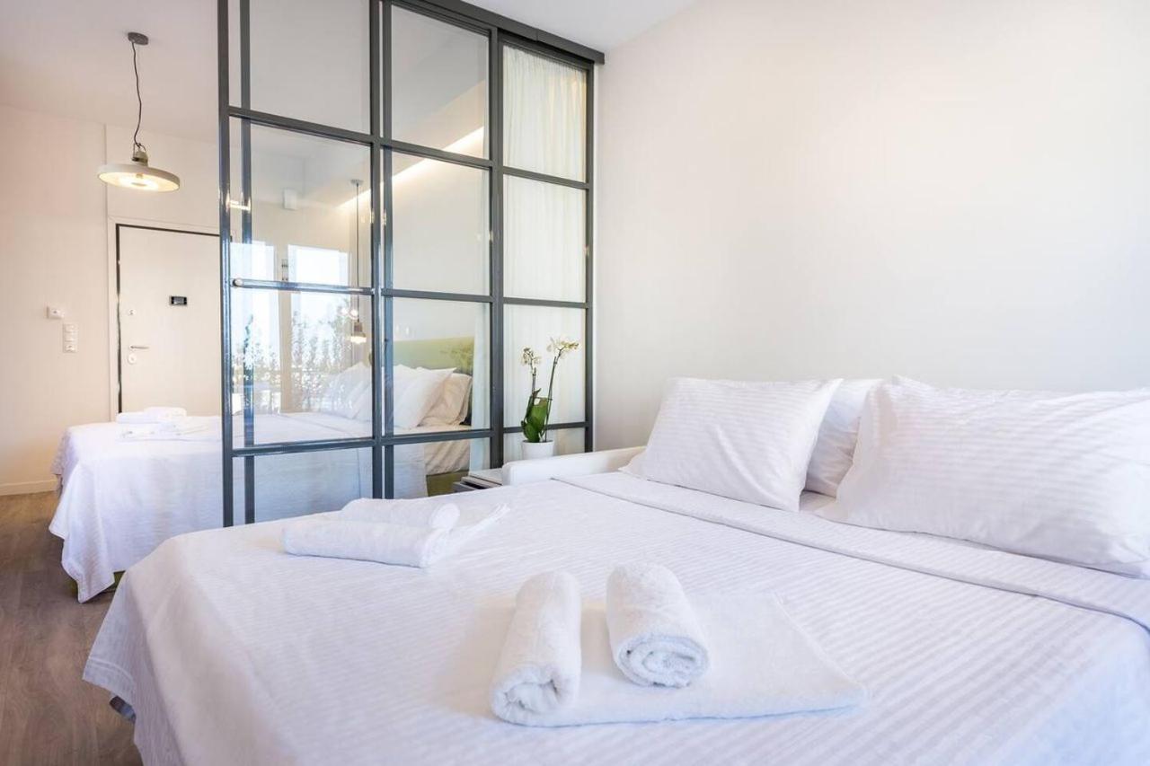 Emily In - Chic Flat With Terrace Syntagma E1