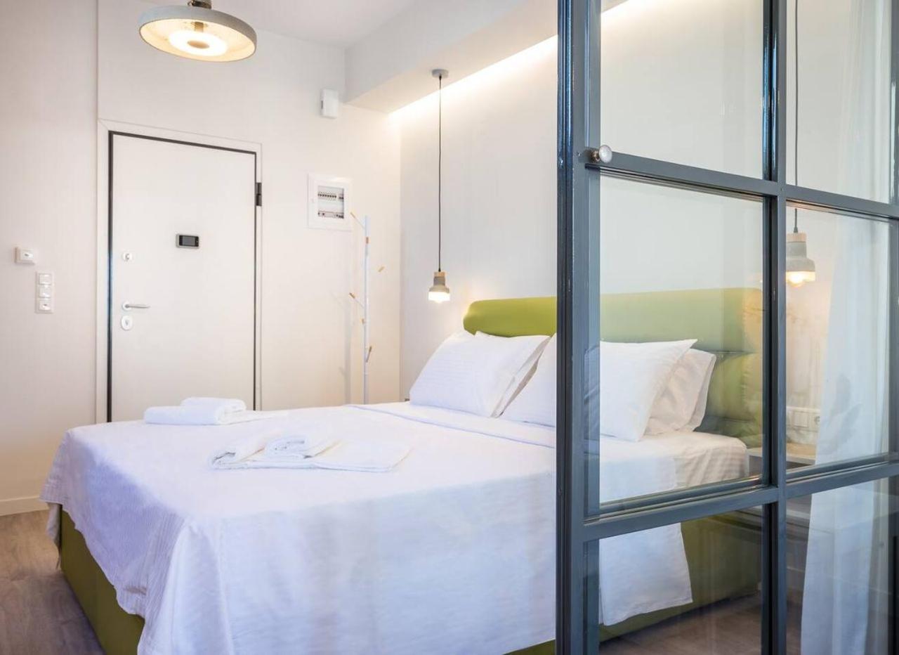 Emily In - Chic Flat With Terrace Syntagma E1