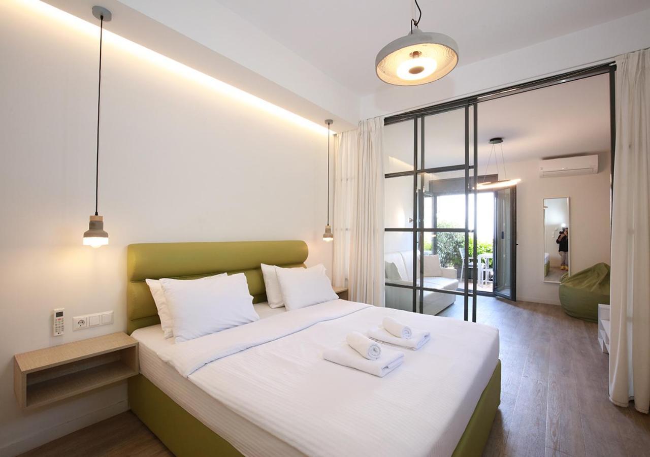 Emily In - Chic Flat With Terrace Syntagma E1 *